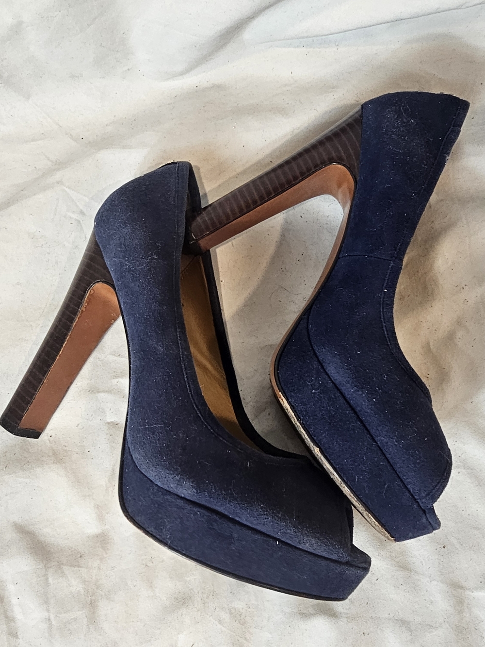 Coach Navy Suede Peep-Toe Platform Pumps Size 7 Quiet Luxury Office Wedding - Picture 5 of 14